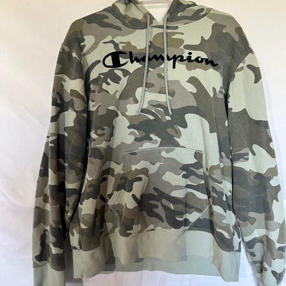 Camo Champion large sweatshirt - Picture 1 of 3